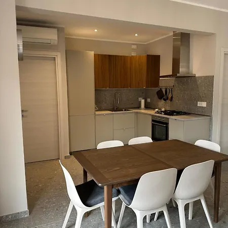 Casa Itaca * 세스트리레반떼